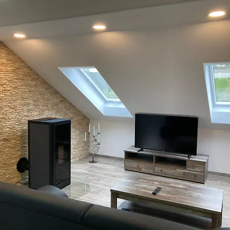 Ferienwohnung Lora *
